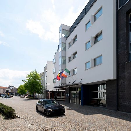 Holiday Inn Express Mechelen City Centre By Ihg Exterior photo