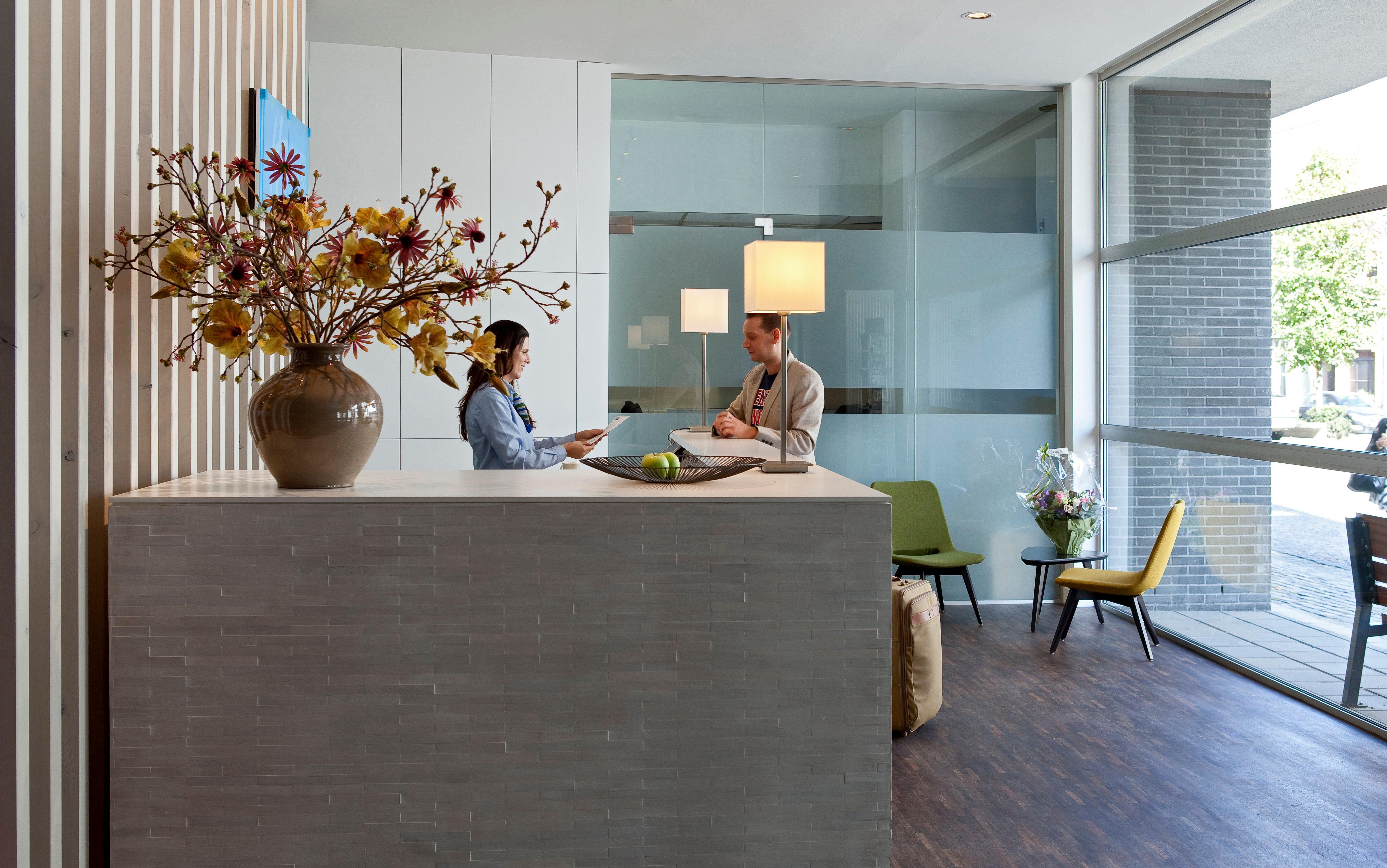 Holiday Inn Express Mechelen City Centre By Ihg Exterior photo