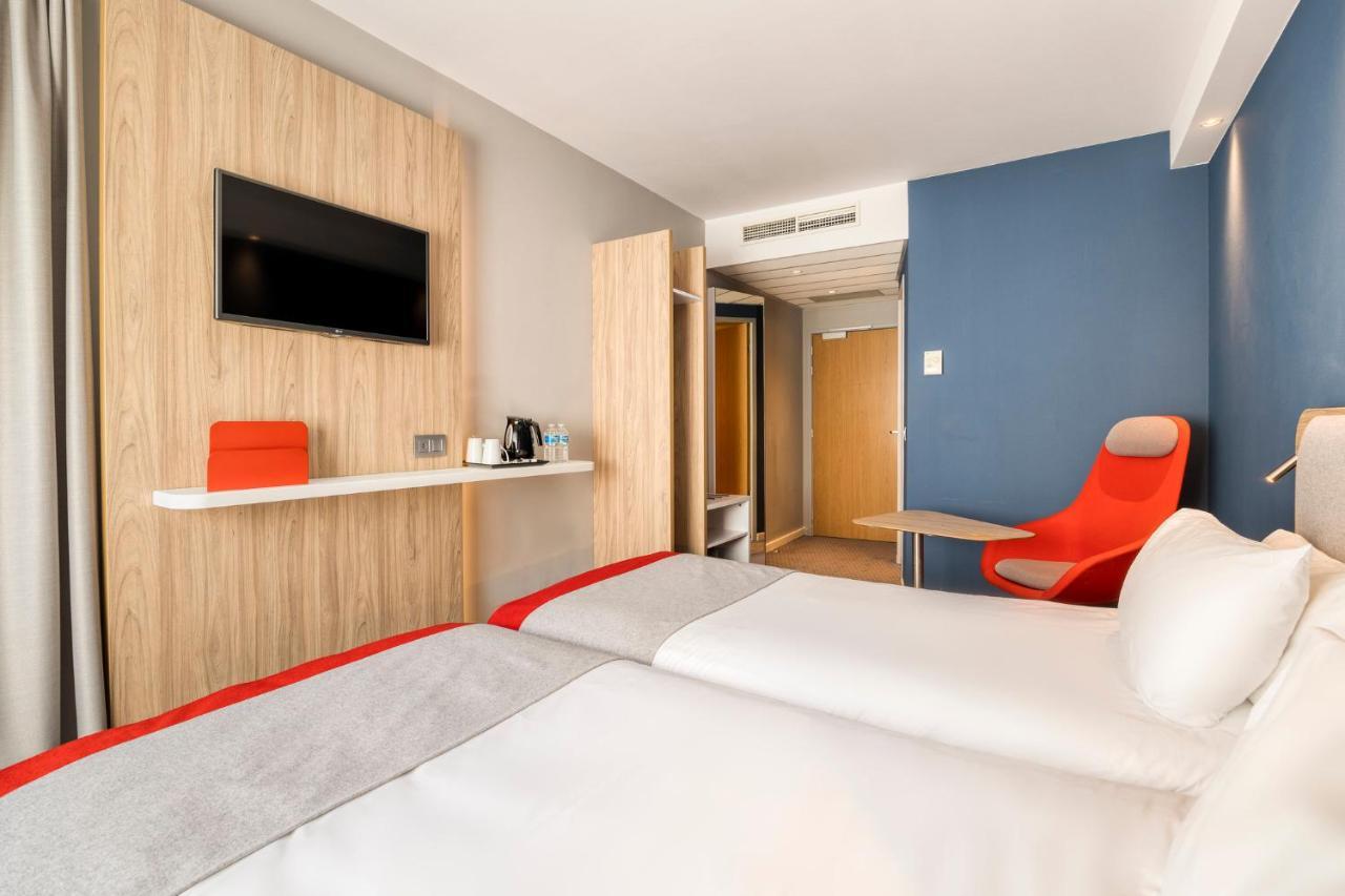 Holiday Inn Express Mechelen City Centre By Ihg Exterior photo