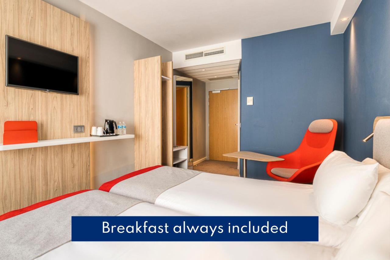 Holiday Inn Express Mechelen City Centre By Ihg Exterior photo