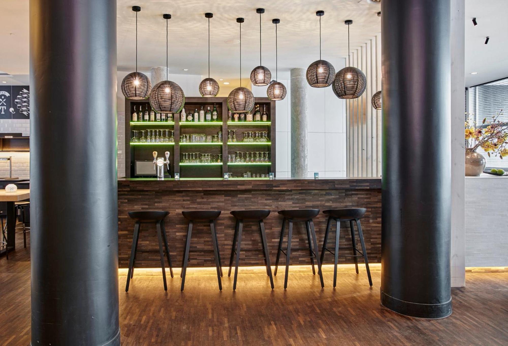 Holiday Inn Express Mechelen City Centre By Ihg Exterior photo