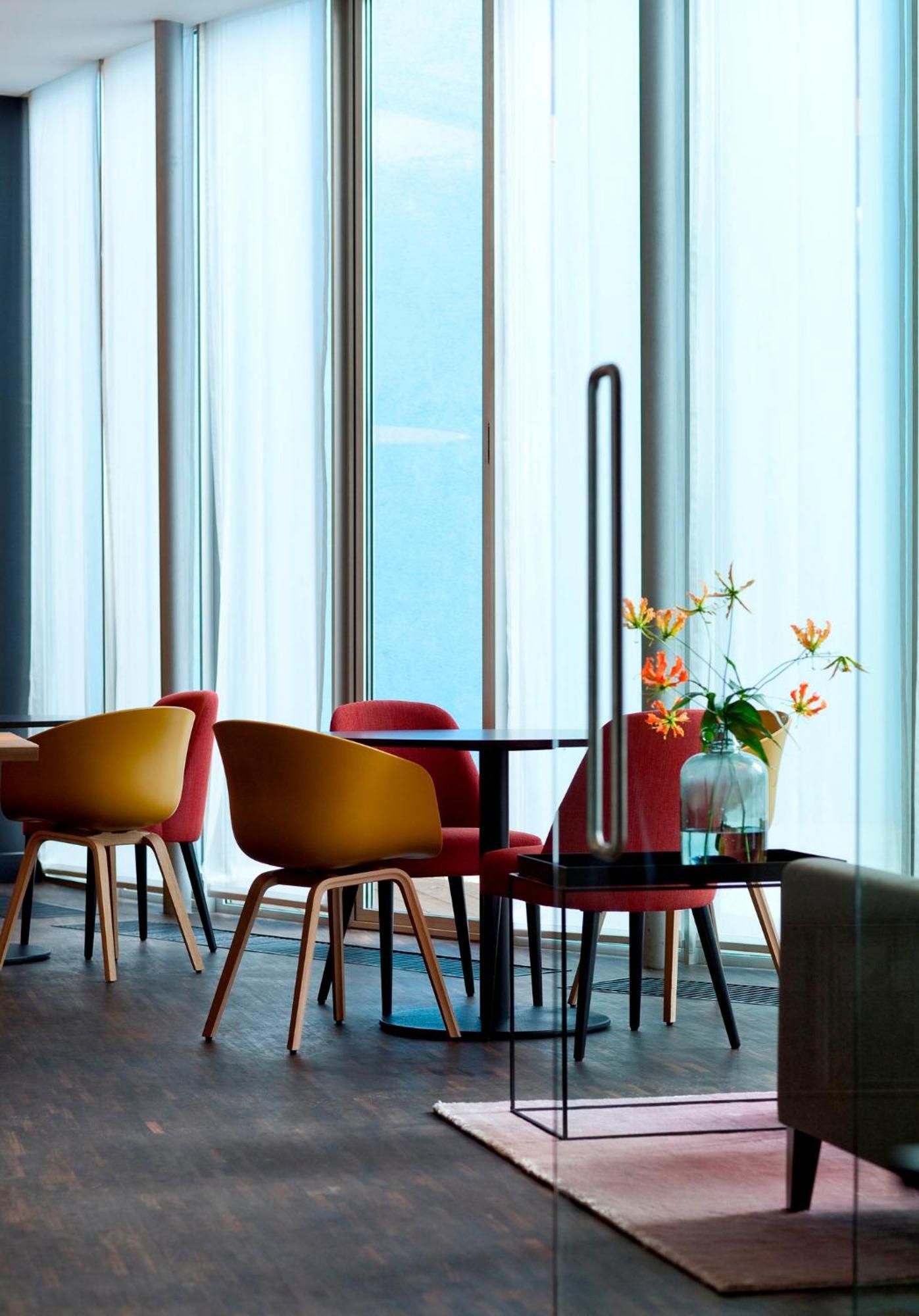 Holiday Inn Express Mechelen City Centre By Ihg Exterior photo